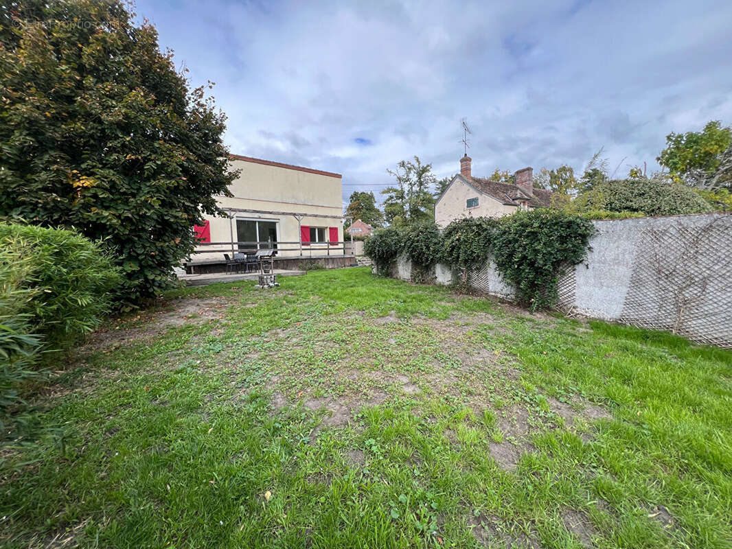 Maison à POIGNY-LA-FORET