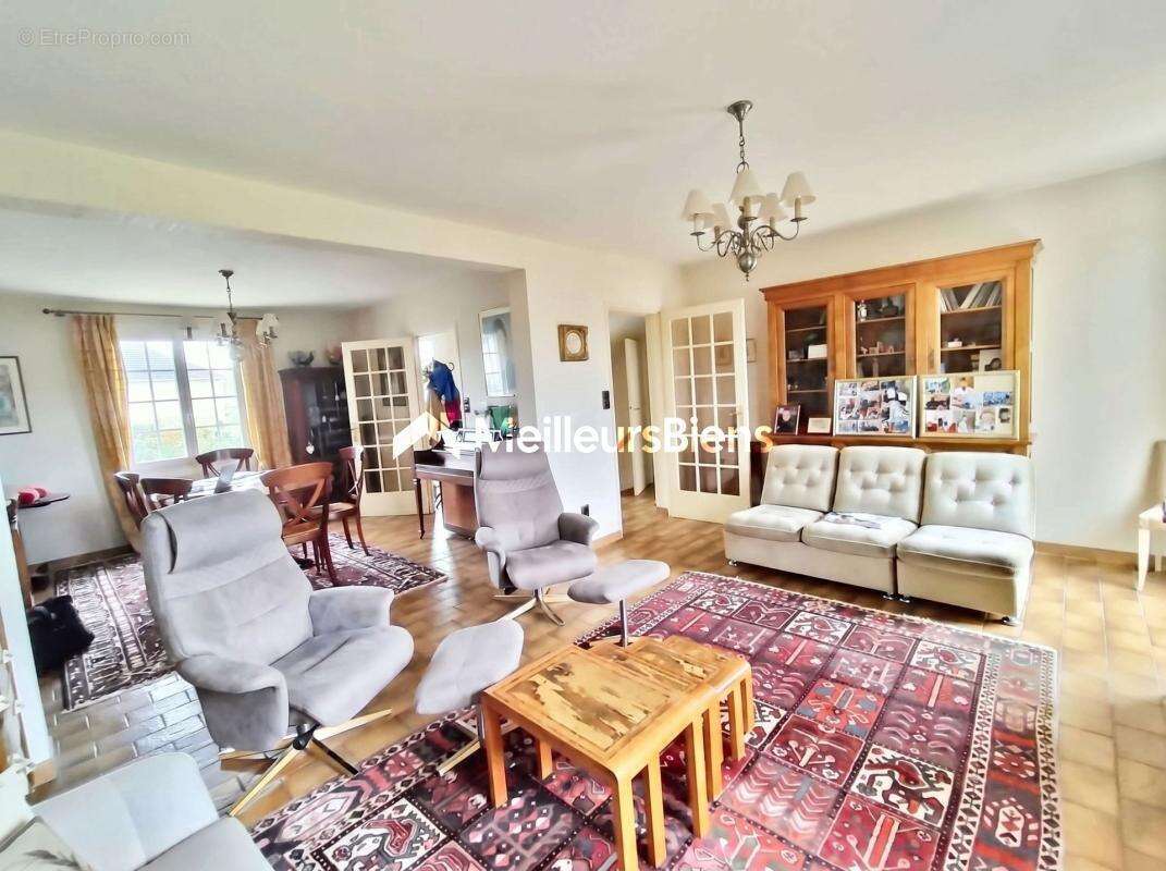 Maison individuelle 141 m² sur sous-sol, terrain de 1013 m² - photo 5