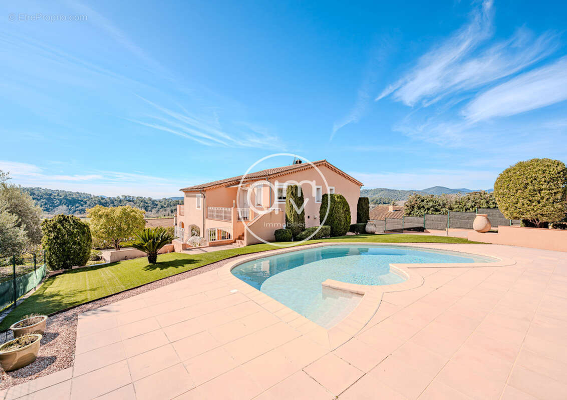 Maison à PIERREFEU-DU-VAR