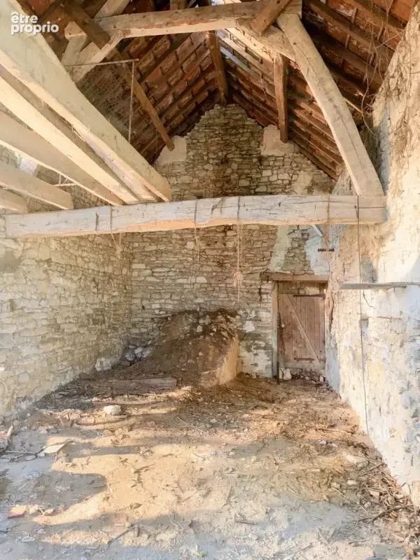 BEYNES (78) - Grange 40m² au sol à aménager - photo 5