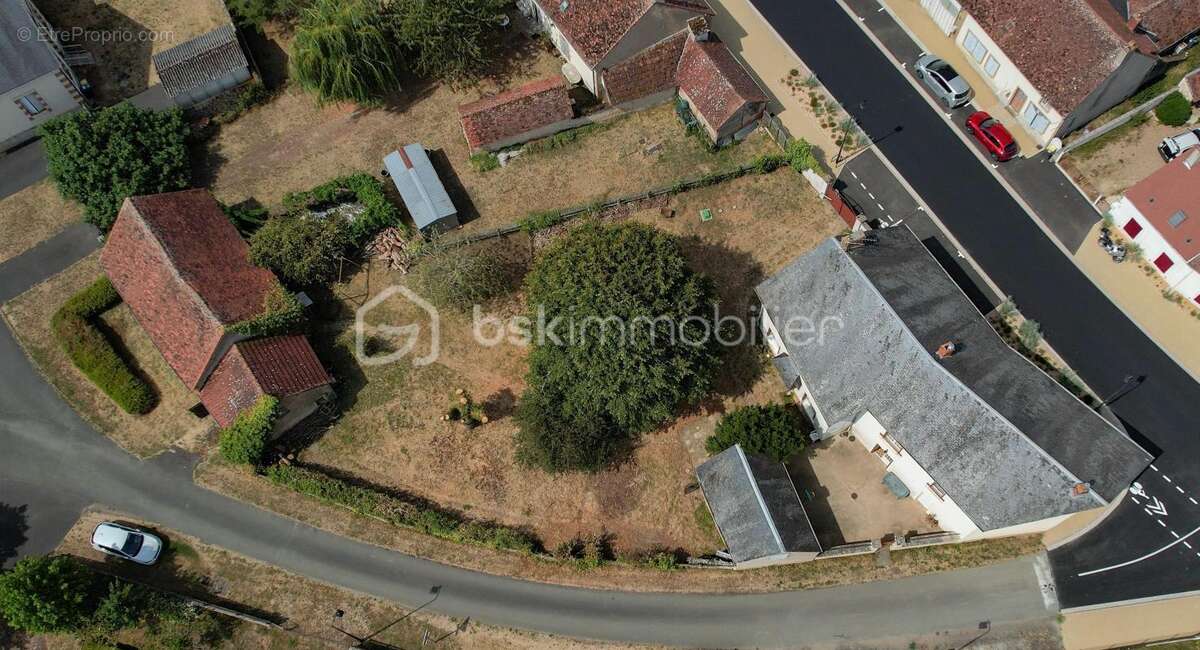 Surprenante maison de caractère à rafraîchir pour un projet familial ou professionnel - photo 30