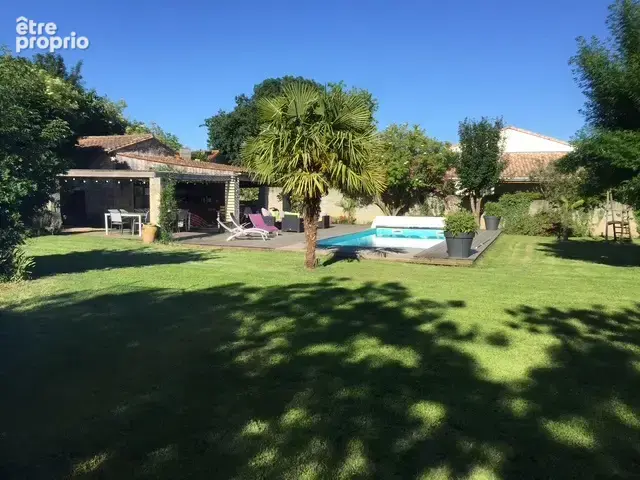 Maison pierres d'env. 213 m2 avec piscine et dependance dans un ecrin de verdure - photo 2