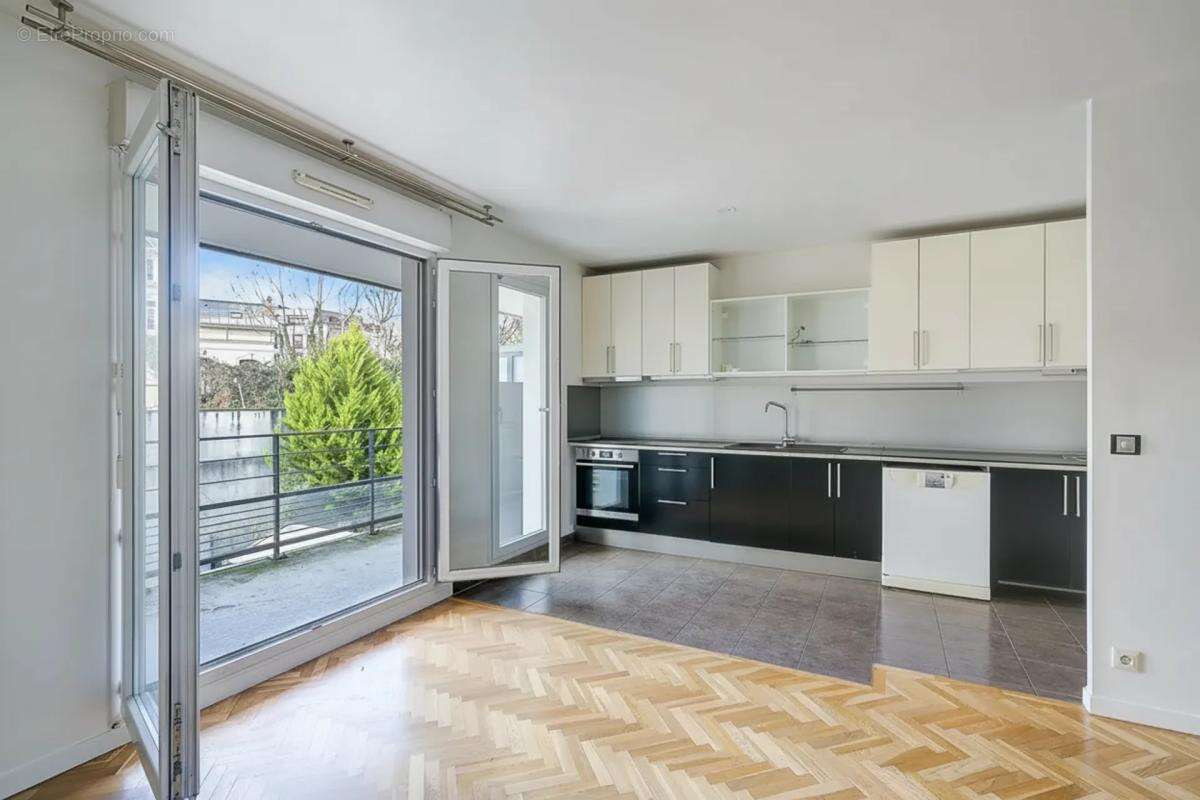 Appartement à SAINT-OUEN
