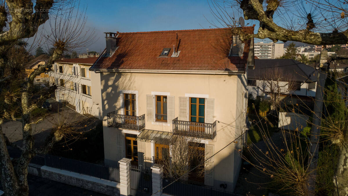 Maison à AIX-LES-BAINS