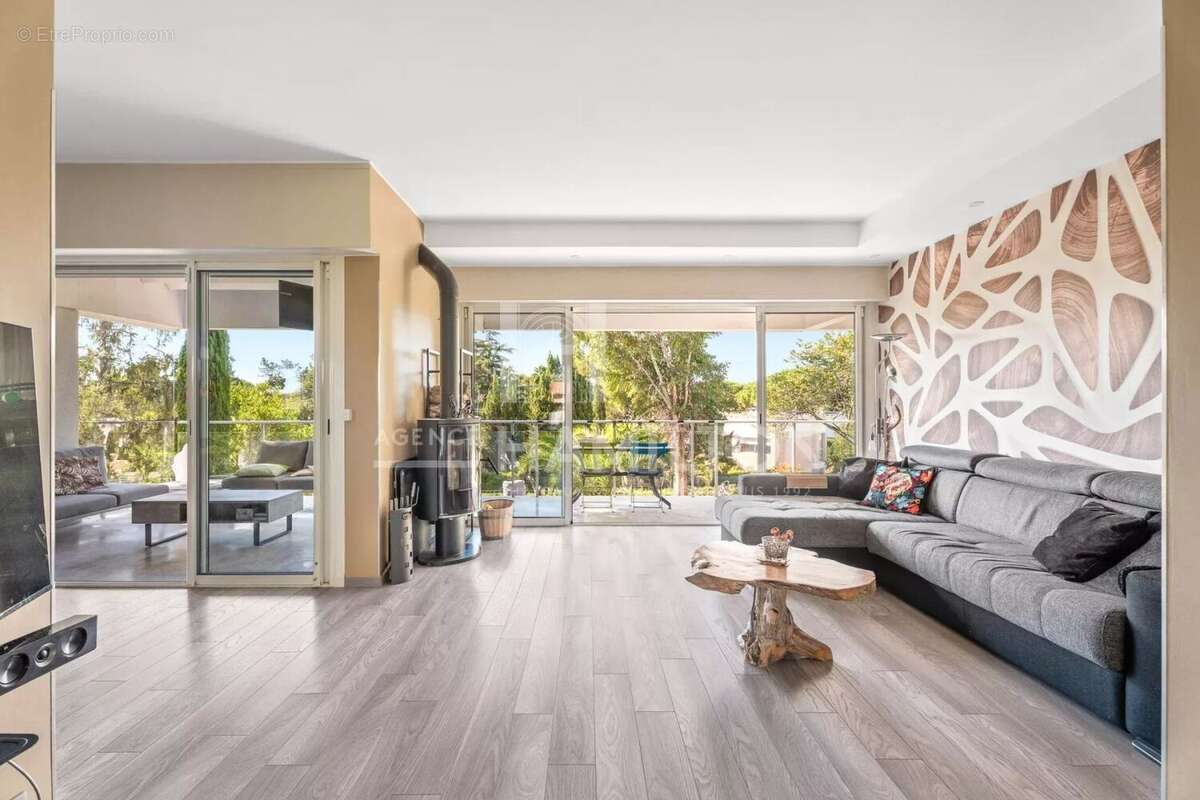 Maison à BIOT