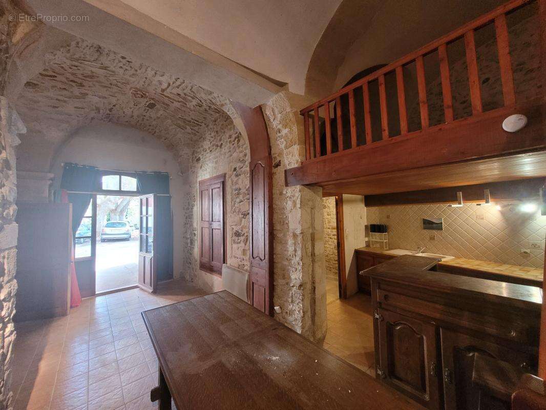 Appartement à PONT-SAINT-ESPRIT