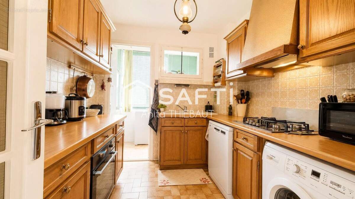 Photo 3 - Appartement à SAINT-RAPHAEL