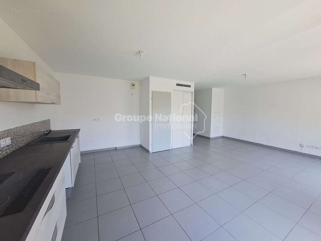 Appartement 3 pièces à vendre à Istres - Village d'Entressen - photo 8