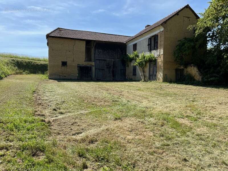 Maison à MIELAN