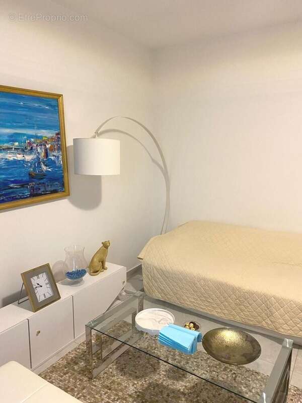 Appartement à MARSEILLE-7E