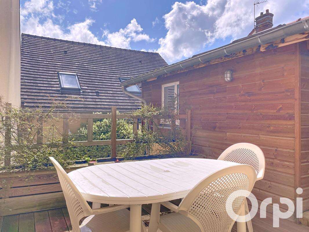 Maison à SAULX-LES-CHARTREUX