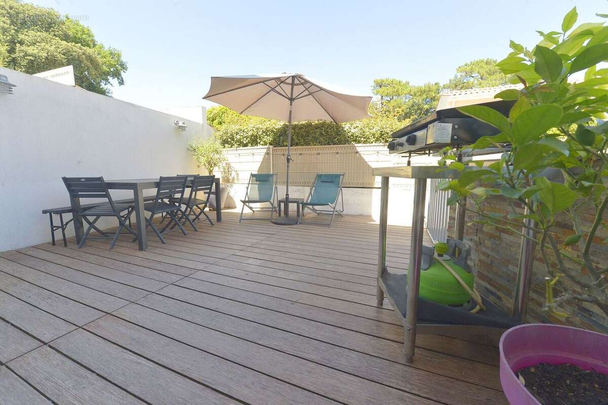 Maison à SAINT-GEORGES-DE-DIDONNE