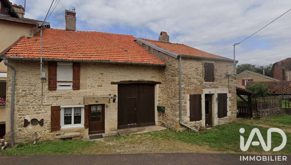 Photo 1 - Maison à SAVIGNY