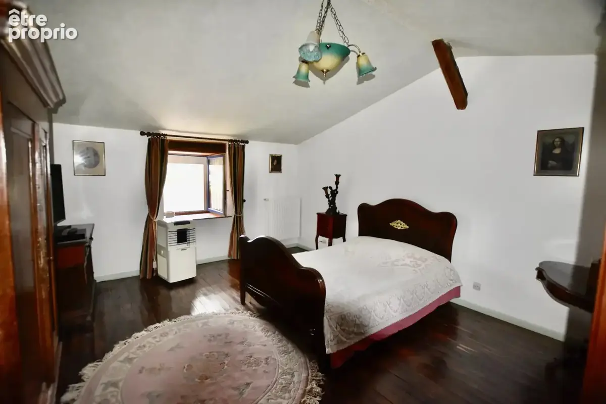 Magifique Longère avec piscine intérieure, 2 maison d'amis et 7 ha de terrain. - photo 10