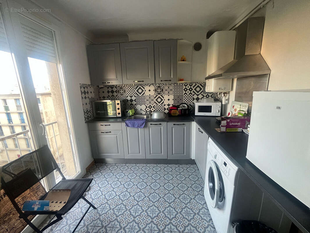 Appartement à MARSEILLE-14E