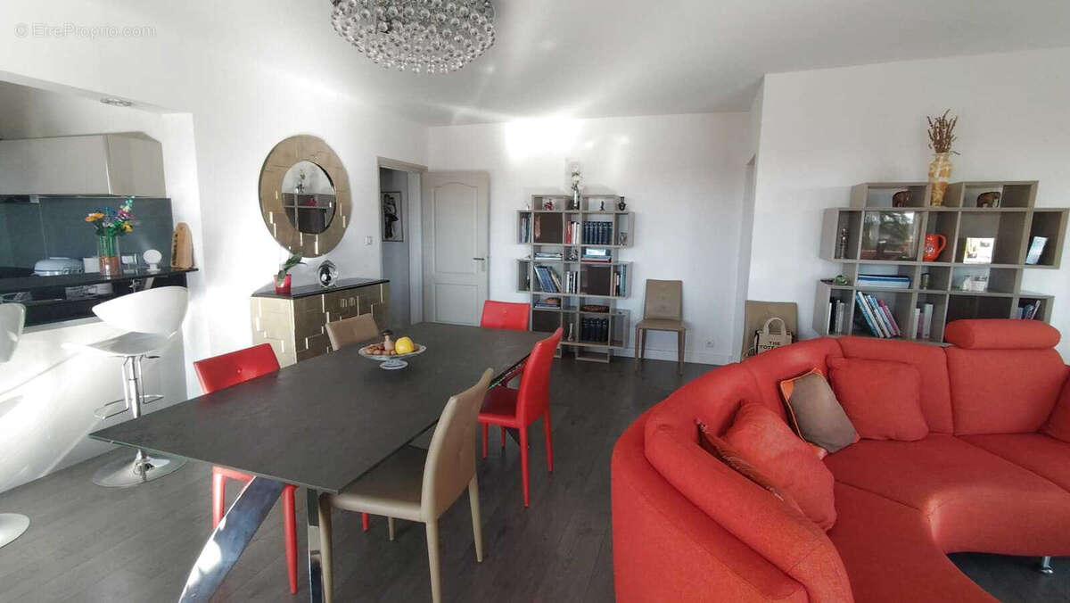 Appartement à CARQUEIRANNE