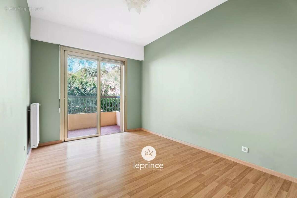 Appartement à BEAULIEU-SUR-MER