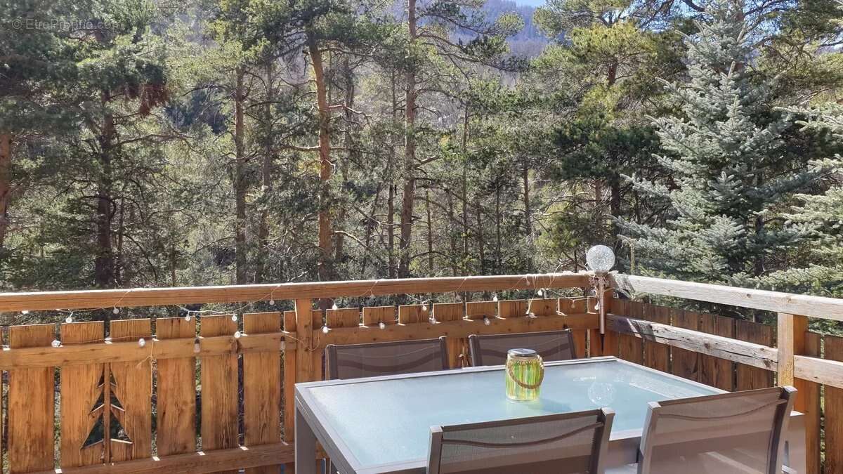 Appartement à SAINT-CHAFFREY