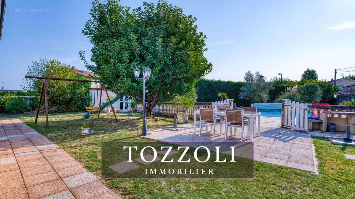 Maison à SAINT-QUENTIN-FALLAVIER