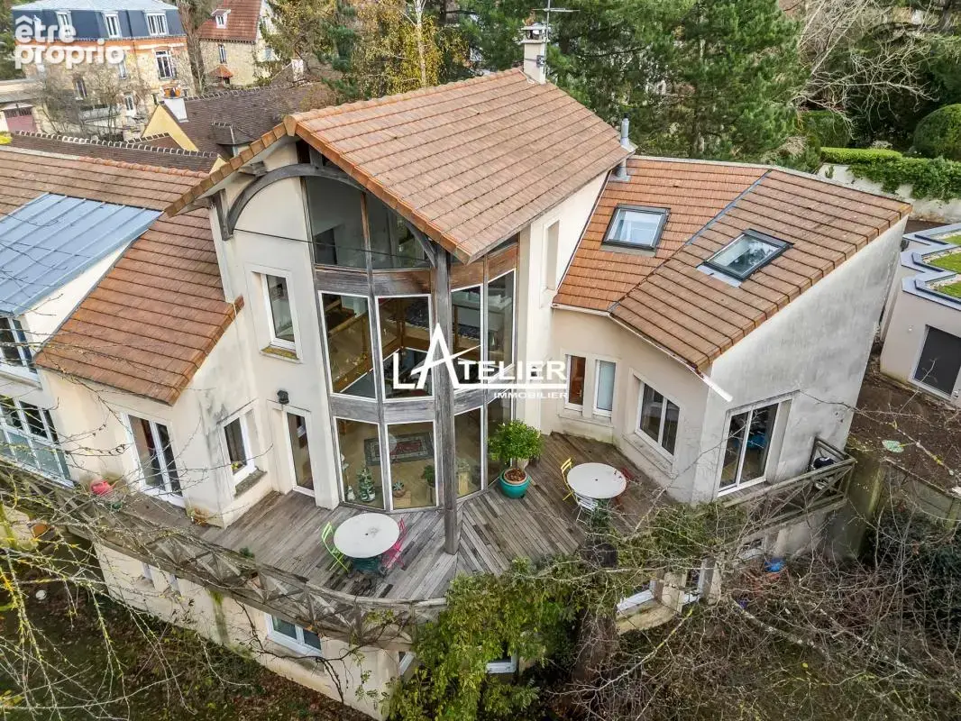 Maison 207 m² à Saint-Germain-En-Laye  - photo 8