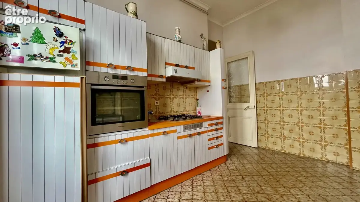 Appartement de caractère de 101 m2 au cœur des Terreaux / Charme de l'ancien et fort potentiel - photo 10