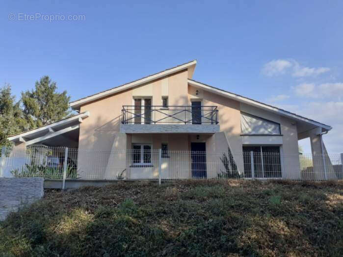 Maison à SAINTE-EULALIE