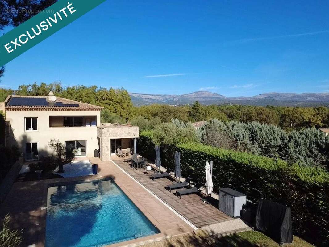 Photo 2 - Maison à MONTAUROUX