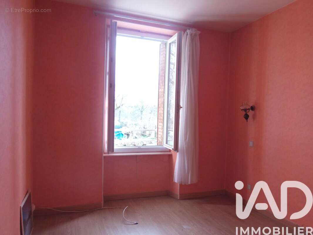Maison 120 m² à Montel-De-Gelat  - photo 5