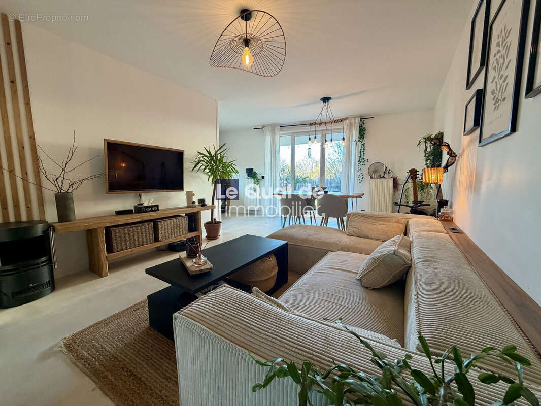 Appartement à SAINT-MARTIN-D'HERES