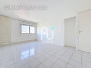 Appartement à VILLENEUVE-LA-GARENNE