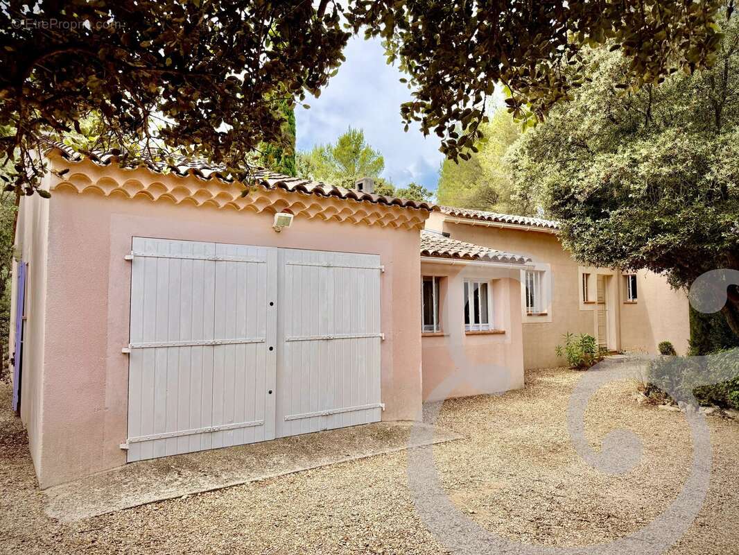 Maison à EYGALIERES