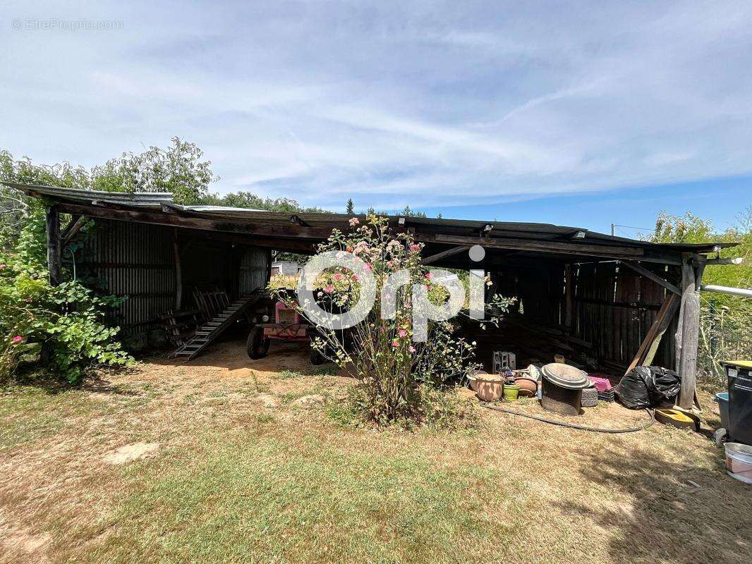 Maison à BRIGNAC-LA-PLAINE