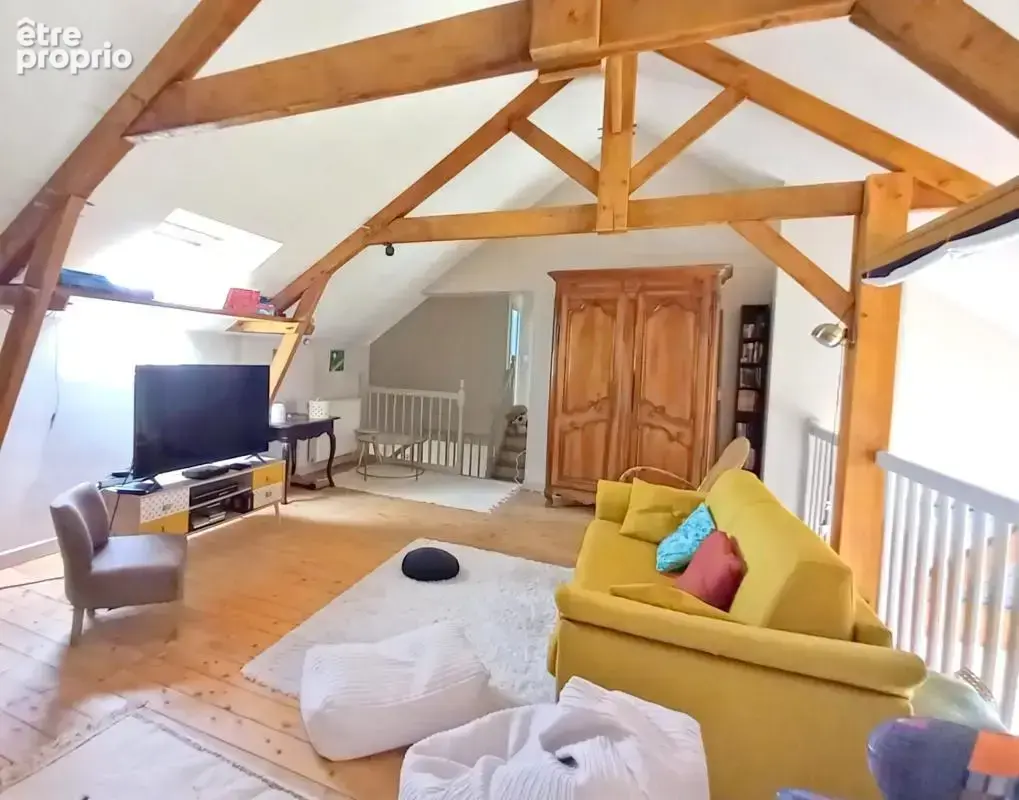 Laval – maison de caractère de 240 m² avec jardin arboré de 1 180 m², à deux pas du centre-ville - photo 15
