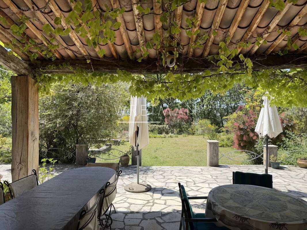Maison à FAYENCE