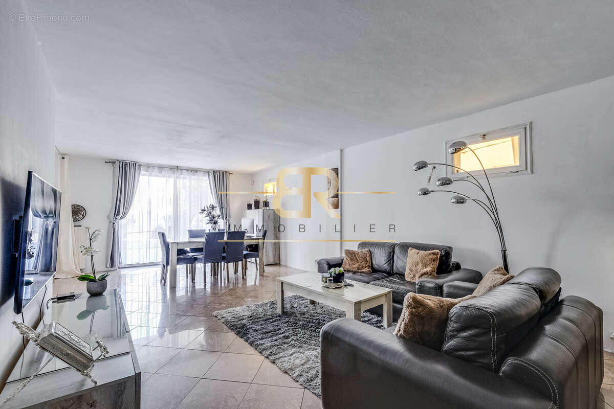 Maison à NOISY-LE-SEC