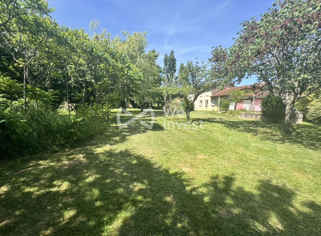 Maison 197 m² à Castres  - photo 3