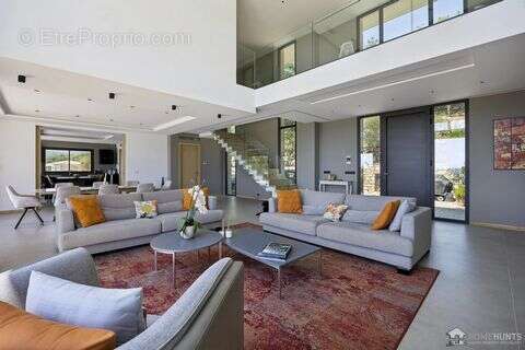 Maison 409 m² à Roquefort-Les-Pins  - photo 3