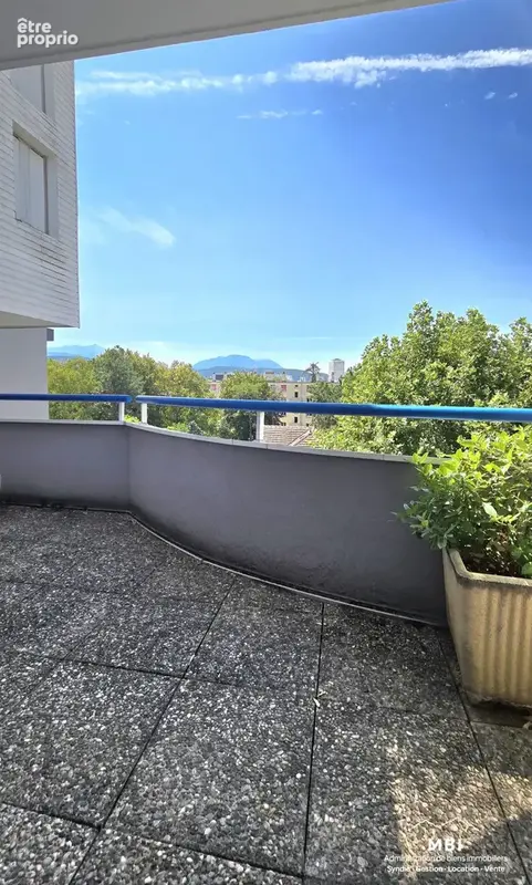 Appartement 3 pièces 72 m² à vendre à Grenoble (38100) - photo 2