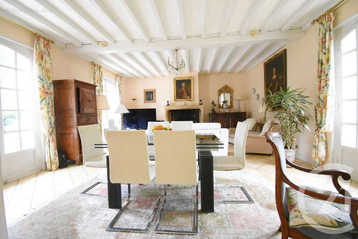 Maison à BELLERIVE-SUR-ALLIER