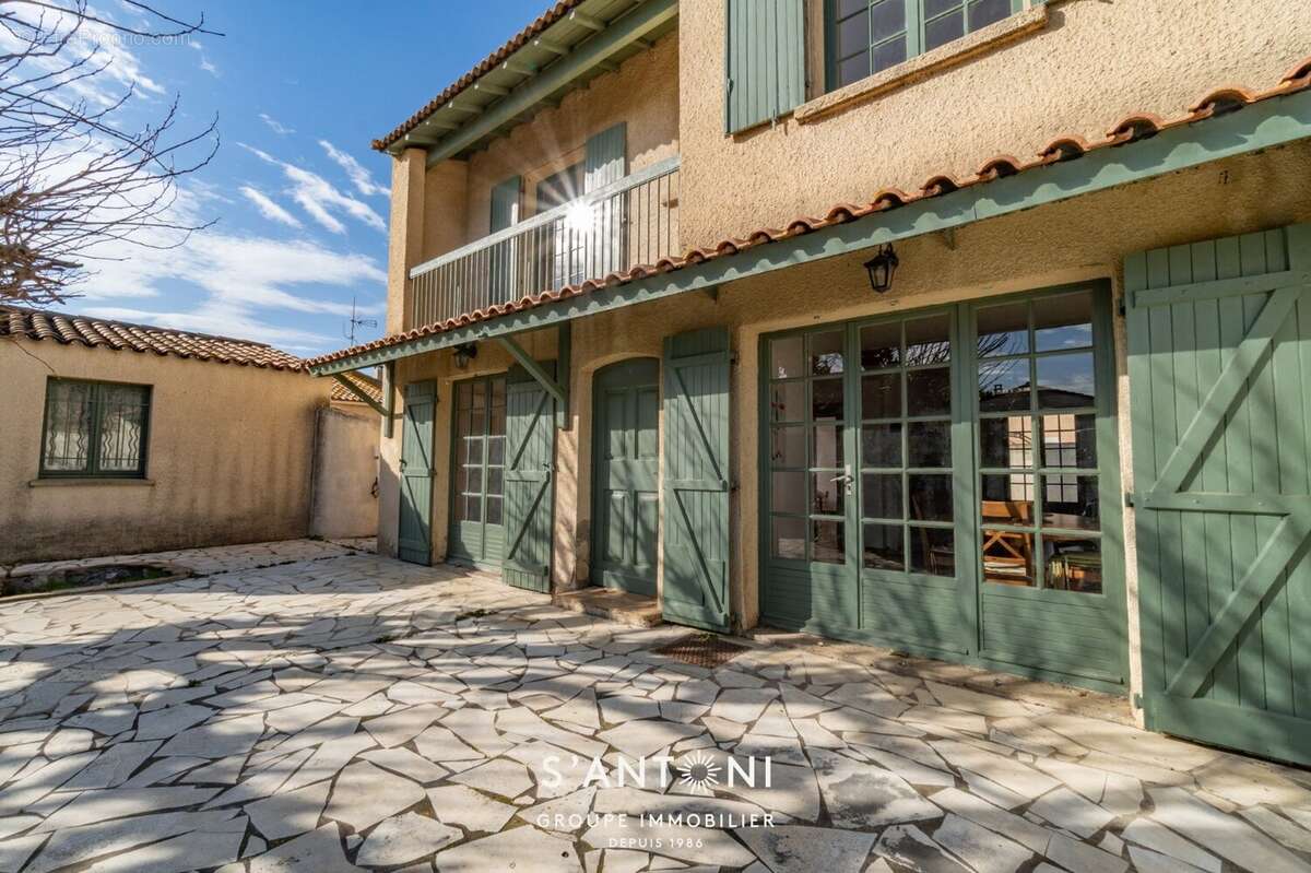 Maison à BESSAN