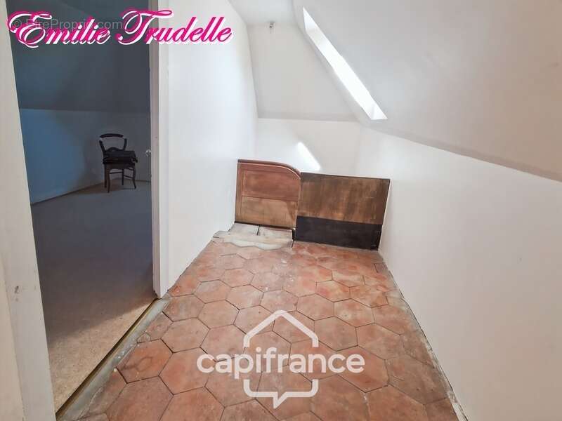Maison de caractère toute rénovée - 88m² - 4 pièces COURDEMANCHE (72) - photo 15