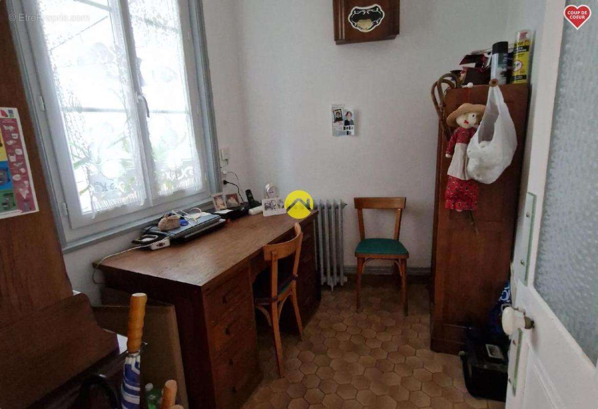 Maison à LA GUERCHE-SUR-L'AUBOIS