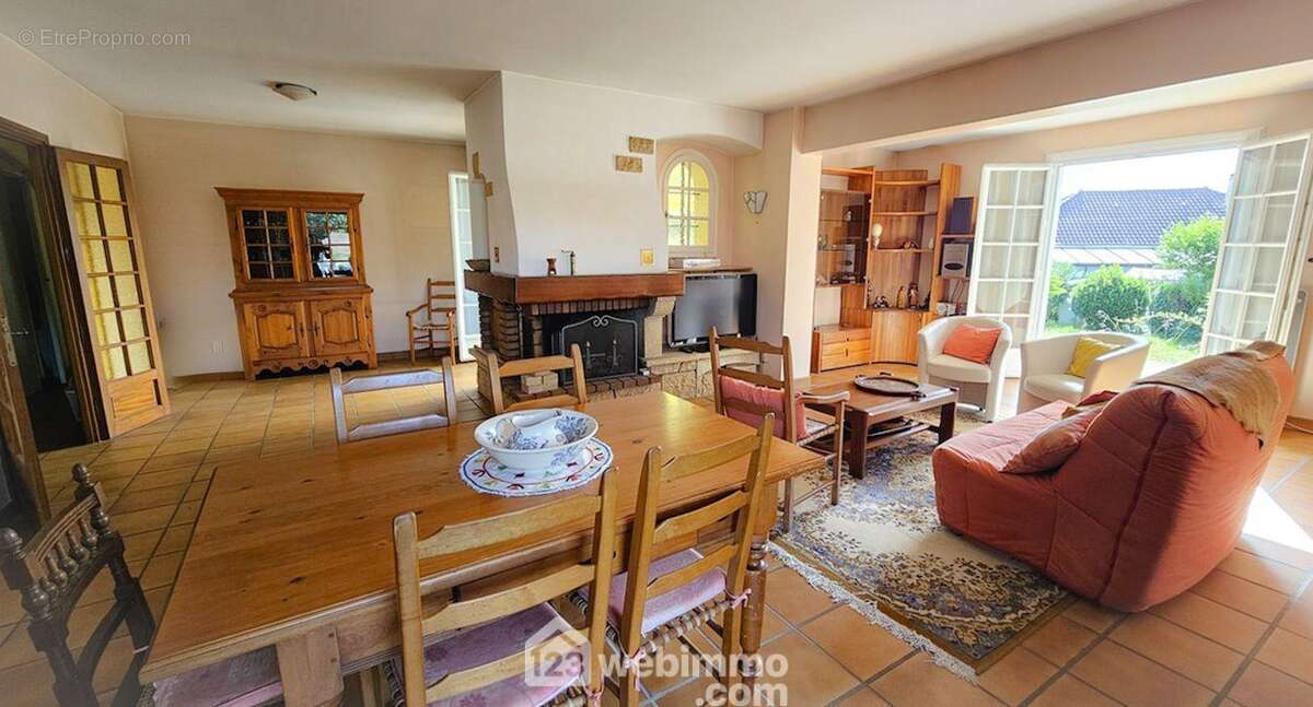 Maison 115 m² à Lons  - photo 4