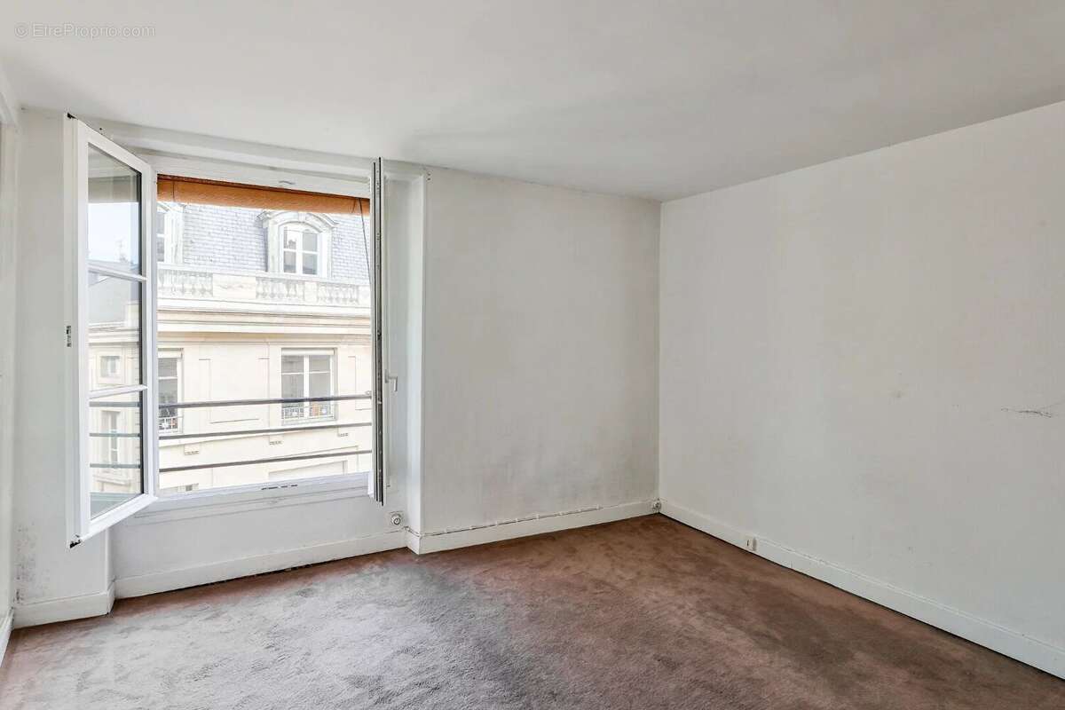 Appartement à PARIS-5E