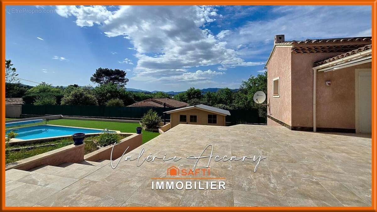 Photo 2 - Maison à ROCBARON