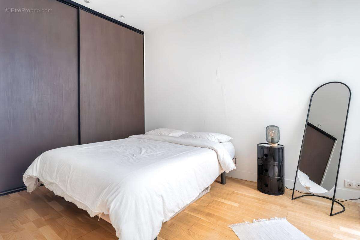 Appartement à PARIS-3E