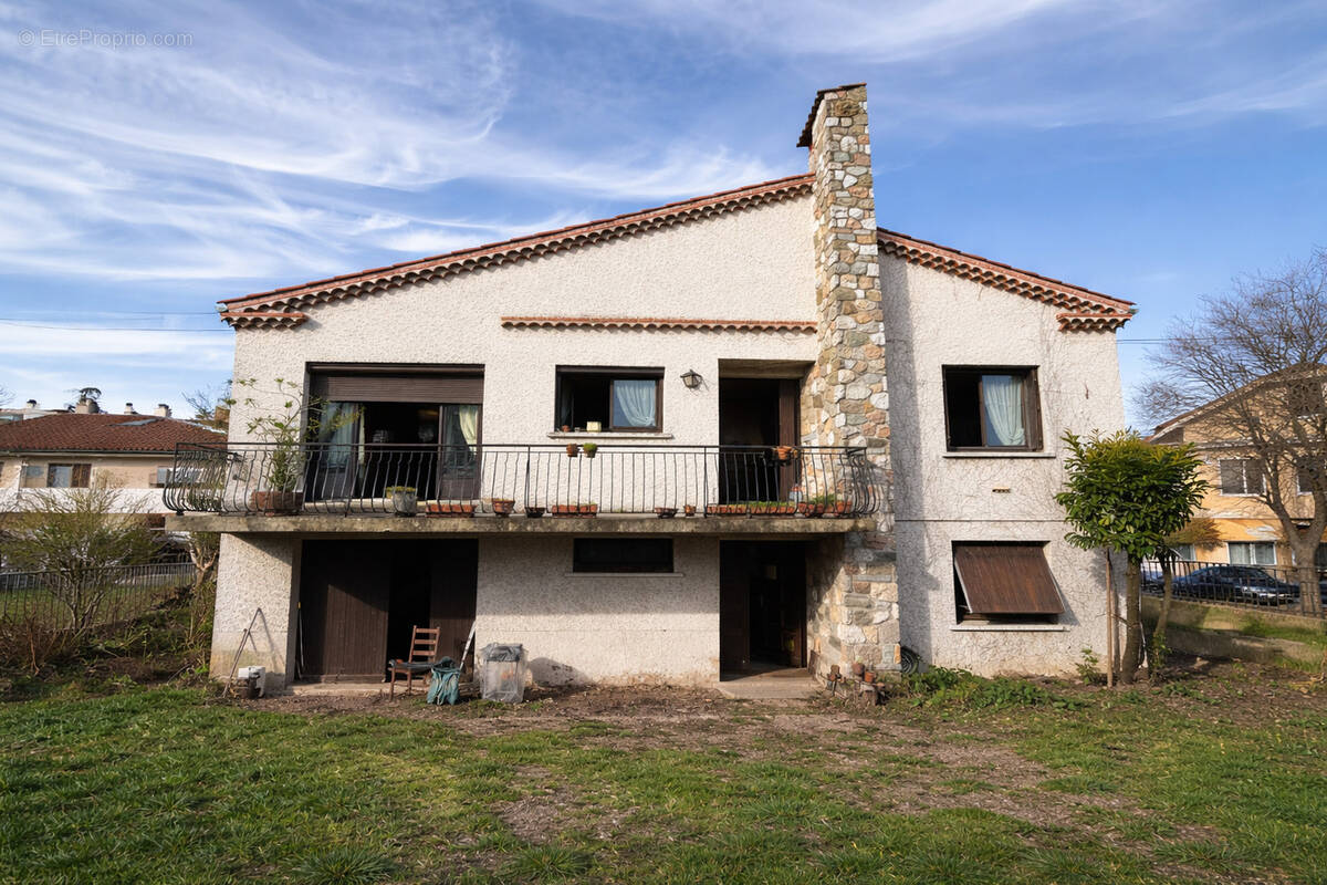 Maison à VILLEURBANNE