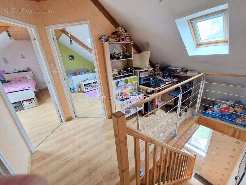 Maison à LOUVIGNE-DU-DESERT