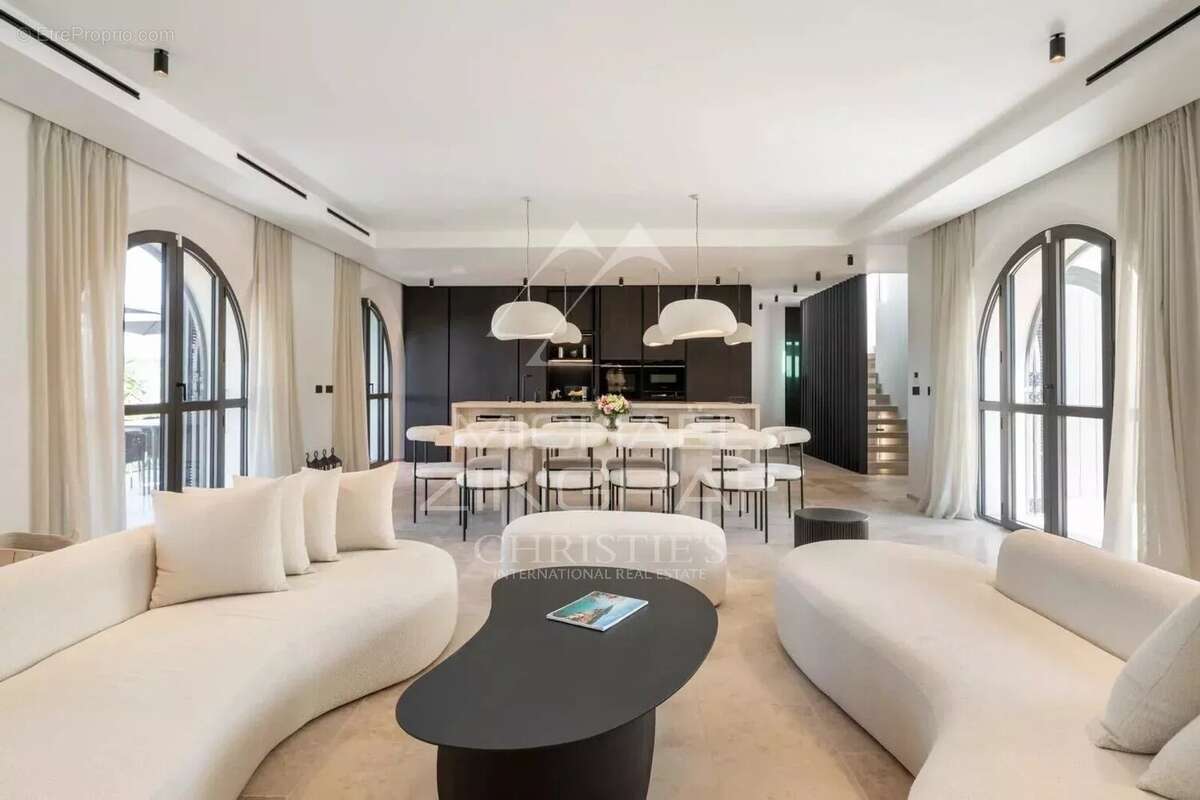Maison à ANTIBES