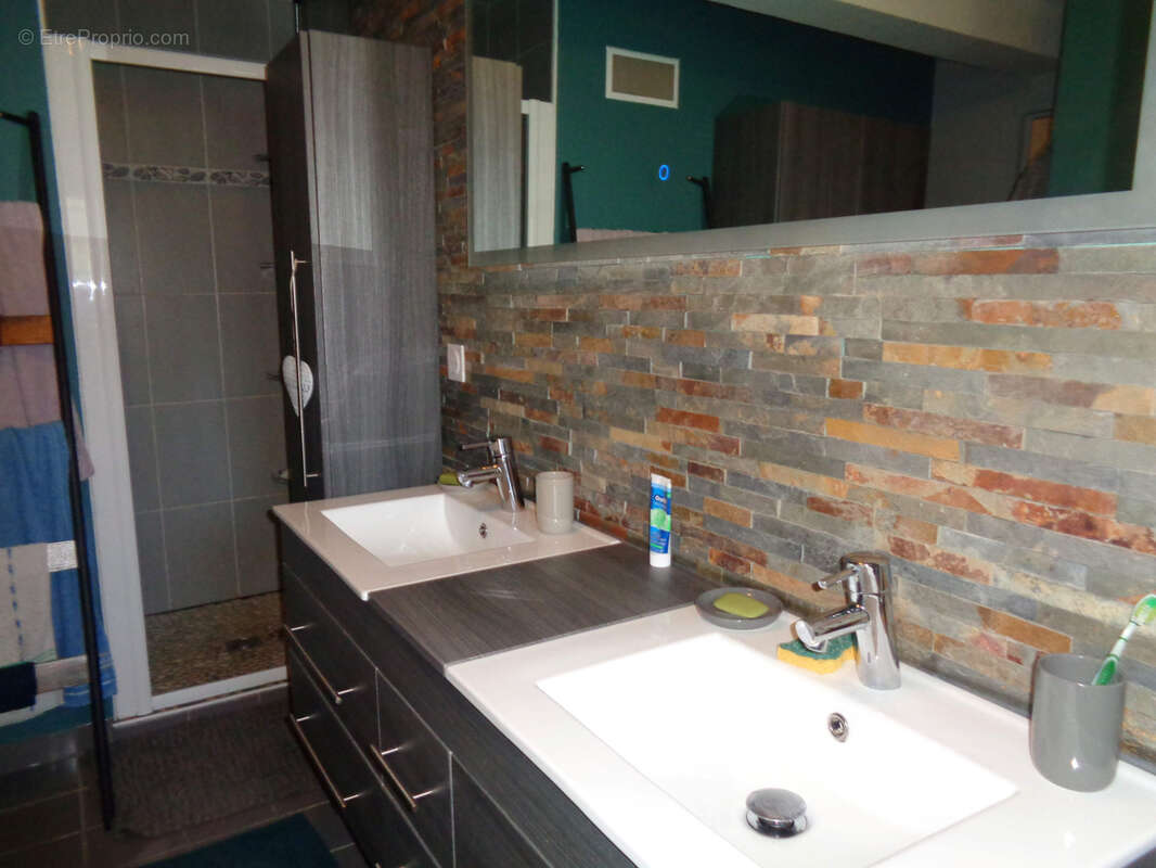 Maison à SAINT-BENIN-D'AZY